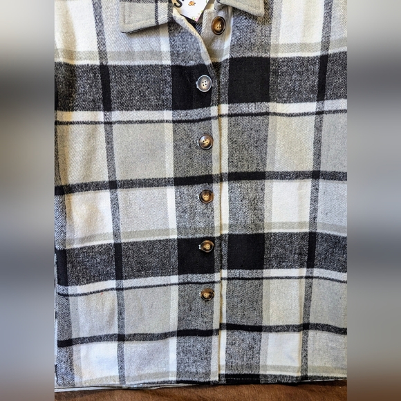 NWT Black Gray Plaid Flannel Shacket W Button Down - Picture 7 of 16